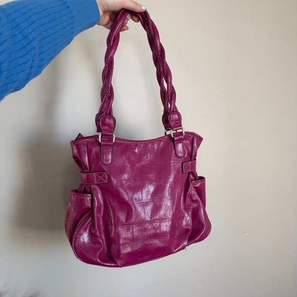 fuschia faux croc leather shoulder tote bag - Picture 3 of 14